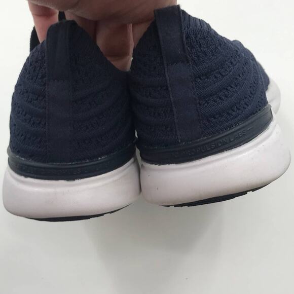 APL Techloom Wave Navy White Sneakers - Picture 8 of 10